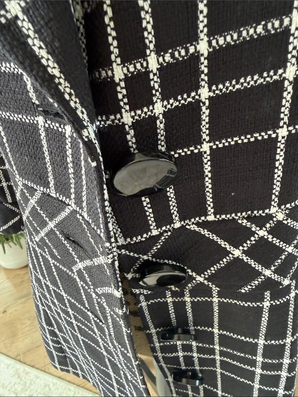 White House Black Market Black and White Windowpane Blazer - Picture 2 of 9
